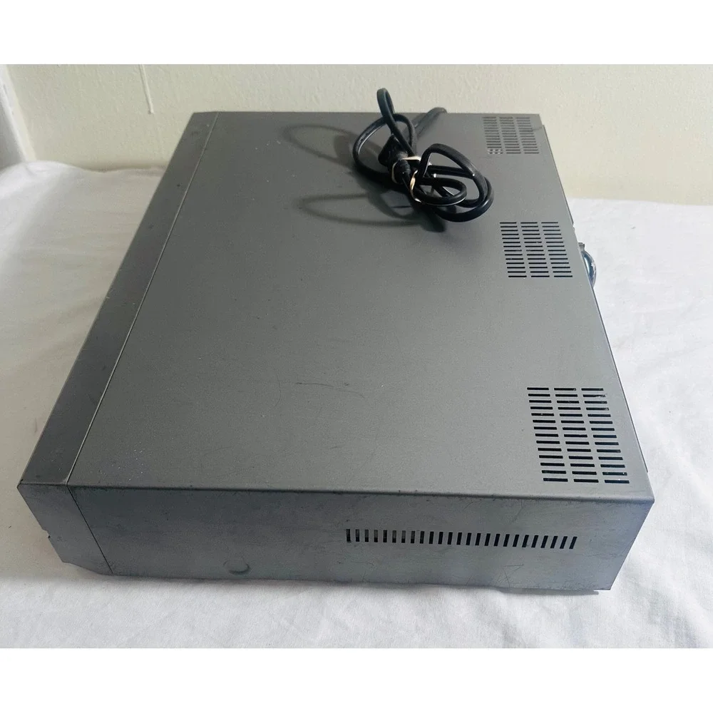 Samsung DVD-V2000 DVD VCR VHS Combo Player Recorder Vintage 2003 Tested Y2K Home